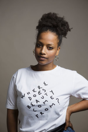 T-shirt Beauty con stampa