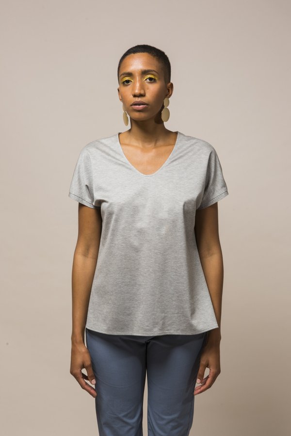 T-Shirt Scollo V - immagine 4