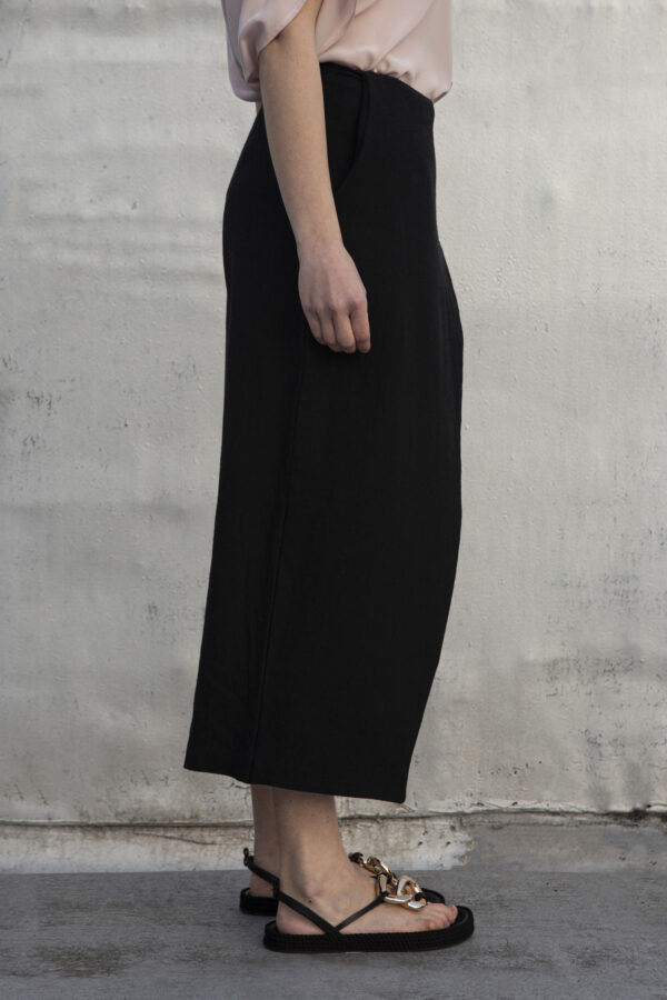 Pantalone asimmetrico con pannello - immagine 8