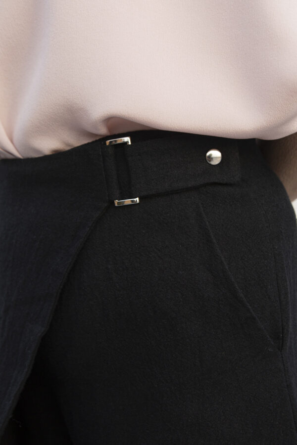 Pantalone asimmetrico con pannello - immagine 6